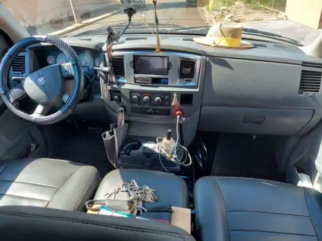 DODGE Ram 5.9 I6 24V 2500 SLT CABINE DUPLA TURBO DIESEL 4X4 AUTOMTICO, Foto 6