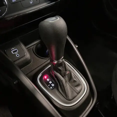 FIAT Argo 1.3 4P FLEX FIREFLY TREKKING AUTOMTICO CVT, Foto 10