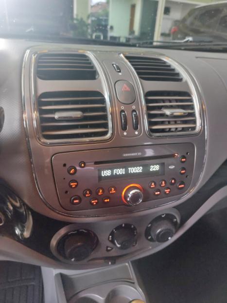FIAT Grand Siena 1.6 16V 4P FLEX ESSENCE DUALOGIC AUTOMATIZADO, Foto 5