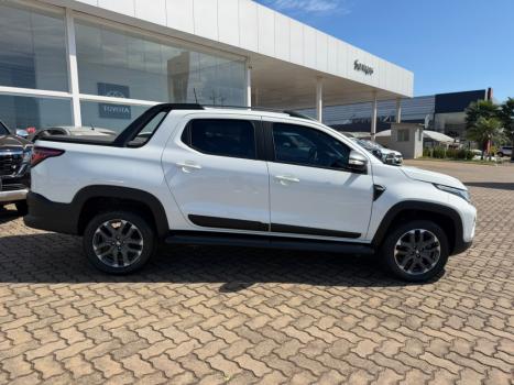 FIAT Strada 1.0 12V TURBO 200 FLEX ULTRA CABINE DUPLA AUTOM�TICO CVT, Foto 4