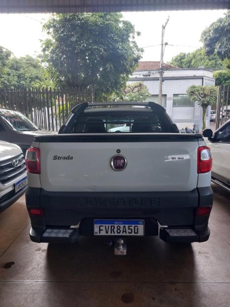FIAT Strada 1.8 3P FLEX ADVENTURE CABINE DUPLA DUALOGIC AUTOMATIZADO, Foto 4