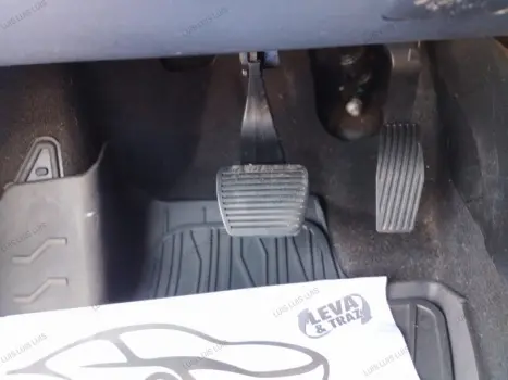 FIAT Toro 1.8 16V 4P FLEX FREEDOM AUTOM�TICO, Foto 10