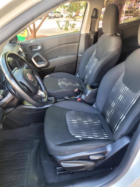 FIAT Toro 2.4 16V 4P FREEDOM MULTIAIR FLEX AUTOMÁTICO, Foto 8 FIAT Toro 2.4 16V 4P FREEDOM MULTIAIR FLEX AUTOMÁTICO, Foto 8