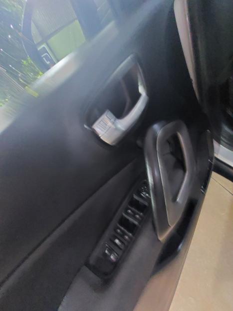 FIAT Toro 2.4 16V 4P FREEDOM MULTIAIR FLEX AUTOM�TICO, Foto 10