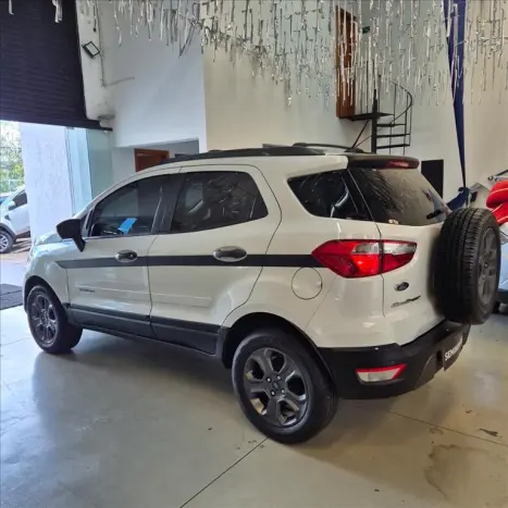 FORD Ecosport 1.5 12V 4P TI-VCT FLEX FREESTYLE AUTOM�TICO, Foto 6