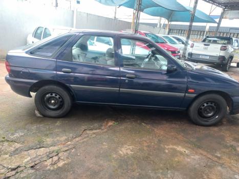 FORD Escort Sedan 1.8 16V 4P GL, Foto 2