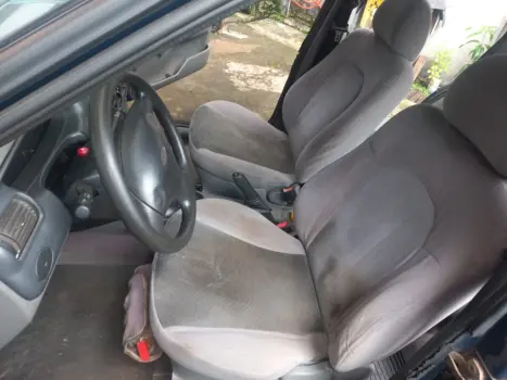 FORD Escort Sedan 1.8 16V 4P GL, Foto 14