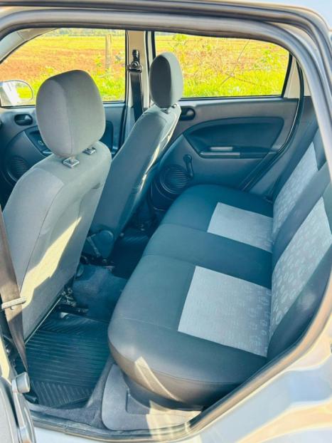 FORD Fiesta Hatch 1.0 4P CLASS, Foto 8 FORD Fiesta Hatch 1.0 4P CLASS, Foto 8