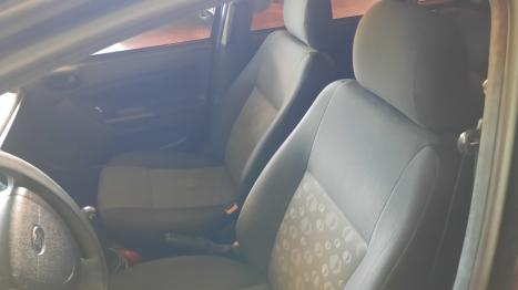 FORD Fiesta Hatch 1.0 4P FLEX, Foto 8