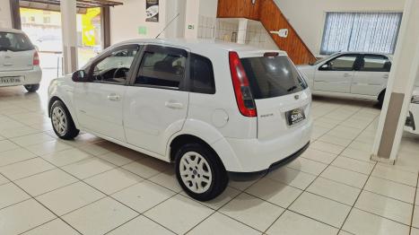 FORD Fiesta Hatch 1.6 4P FLEX, Foto 3