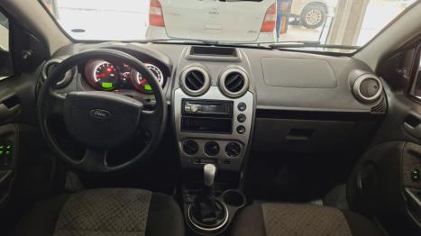 FORD Fiesta Hatch 1.6 4P FLEX, Foto 7