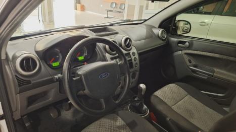 FORD Fiesta Hatch 1.6 4P FLEX, Foto 8