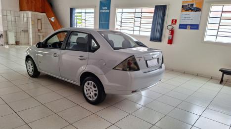 FORD Fiesta Sedan 1.6 4P FLEX, Foto 4
