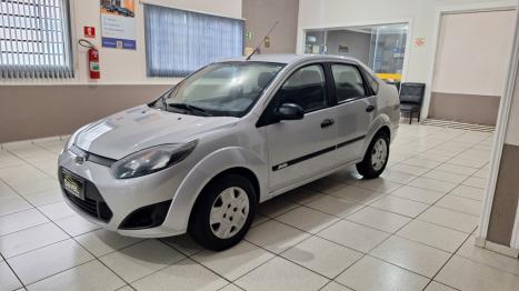 FORD Fiesta Sedan 1.6 4P FLEX, Foto 1
