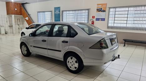 FORD Fiesta Sedan 1.6 4P FLEX, Foto 4