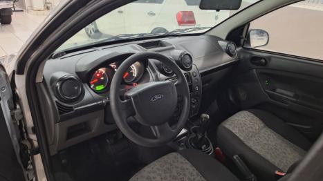 FORD Fiesta Sedan 1.6 4P FLEX, Foto 8