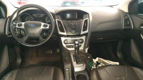 FORD Focus Hatch 2.0 16V 4P FLEX SE PLUS POWERSHIFT AUTOM�TICO, Foto 5
