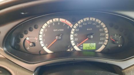 FORD Focus Sedan 2.0 16V 4P, Foto 7