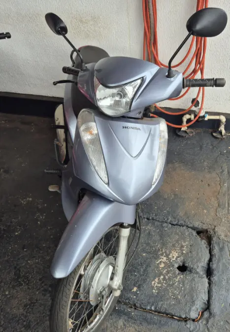 HONDA Biz 125 ES, Foto 1