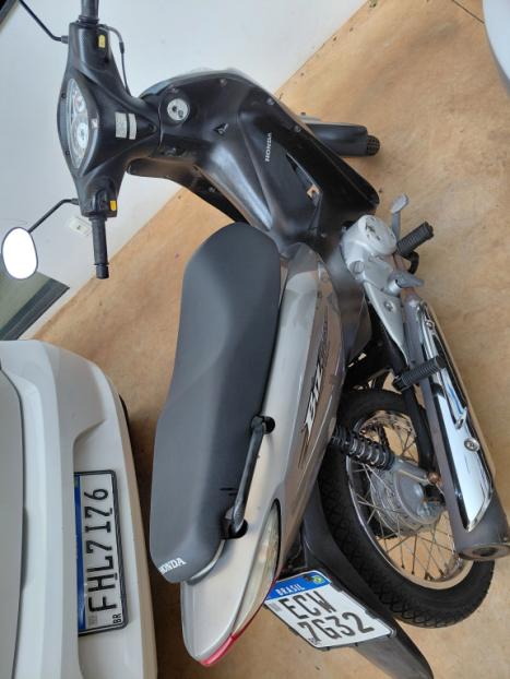 HONDA Biz 125 EX, Foto 4