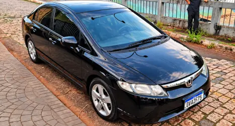 HONDA Civic 1.8 16V 4P FLEX LXS AUTOMÁTICO, Foto 1
