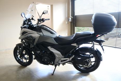 HONDA NC 750 X ABS, Foto 5