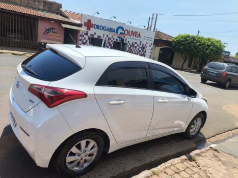 HYUNDAI HB 20 Hatch 1.0 12V 4P FLEX COMFORT, Foto 4