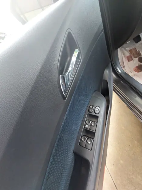 HYUNDAI HB 20 Hatch 1.6 16V 4P FLEX COMFORT PLUS, Foto 7