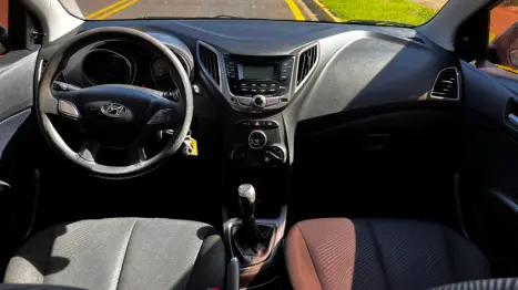 HYUNDAI HB 20 Hatch 1.6 16V 4P FLEX COMFORT, Foto 10