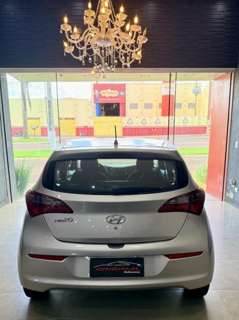 HYUNDAI HB 20 Hatch 1.0 12V 4P FLEX UNIQUE, Foto 5