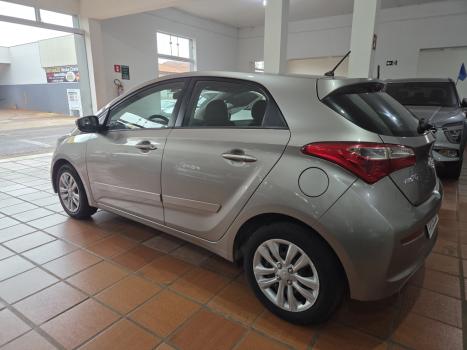 HYUNDAI HB 20 Hatch 1.0 12V 4P FLEX COMFORT, Foto 4