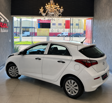 HYUNDAI HB 20 Hatch 1.0 12V 4P FLEX UNIQUE, Foto 6