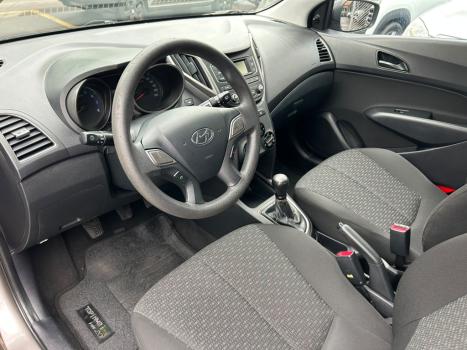 HYUNDAI HB 20 Hatch 1.0 12V 4P FLEX UNIQUE, Foto 4
