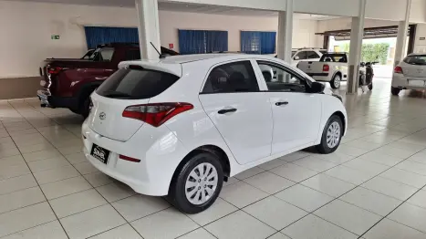 HYUNDAI HB 20 Hatch 1.0 12V 4P FLEX UNIQUE, Foto 4