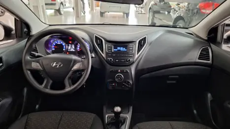 HYUNDAI HB 20 Hatch 1.0 12V 4P FLEX UNIQUE, Foto 8