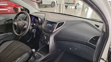 HYUNDAI HB 20 Hatch 1.0 12V 4P FLEX UNIQUE, Foto 9