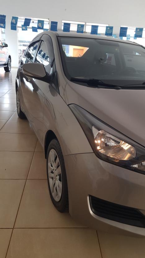 HYUNDAI HB 20 Sedan 1.6 16V 4P FLEX COMFORT PLUS AUTOM�TICO, Foto 8