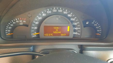 MERCEDES-BENZ C 240 2.4 V6 12V 4P AVANTGARDE AUTOM�TICO, Foto 8