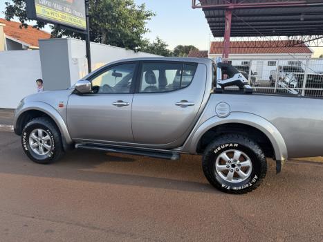 MITSUBISHI L 200 3.5 24V FLEX HPE 4X4  CABINE DUPLA AUTOM�TICO, Foto 1