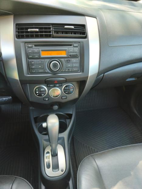 NISSAN Livina 1.8 16V 4P SL X-GEAR FLEX AUTOM�TICO, Foto 6
