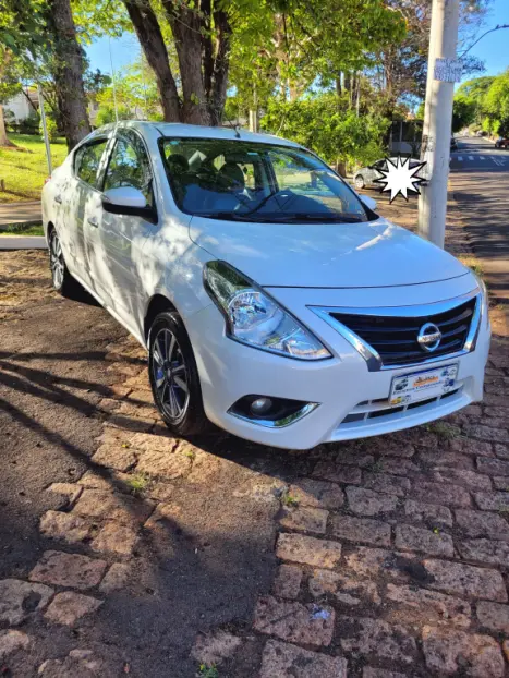 NISSAN Versa Sedan 1.6 16V 4P UNIQUE FLEX XTRONIC AUTOMTICO CVT, Foto 3