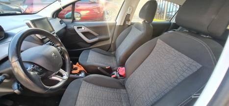 PEUGEOT 208 1.6 16V 4P FLEX ACTIVE PACK AT6 AUTOM�TICO, Foto 2