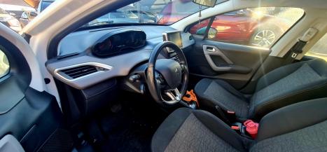 PEUGEOT 208 1.6 16V 4P FLEX ACTIVE PACK AT6 AUTOM�TICO, Foto 4