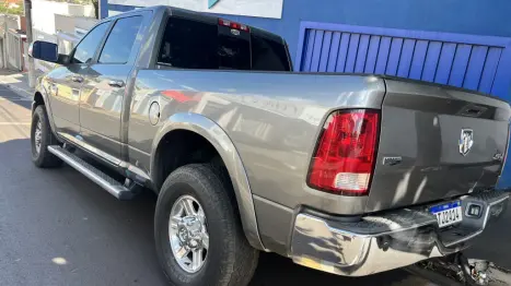 RAM 2500 6.7 I6 24V SLT CABINE DUPLA TURBO DIESEL RODEO 4X4 AUTOM�TICO, Foto 4