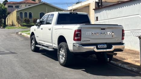 RAM 2500 6.7 I6 24V SLT CABINE DUPLA TURBO DIESEL RODEO 4X4 AUTOM�TICO, Foto 4