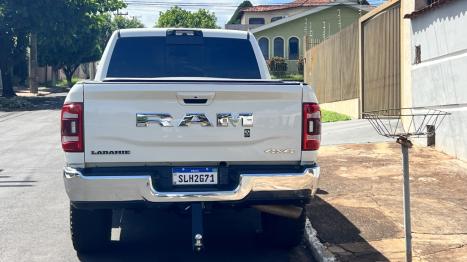 RAM 2500 6.7 I6 24V SLT CABINE DUPLA TURBO DIESEL RODEO 4X4 AUTOM�TICO, Foto 6
