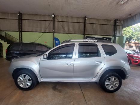 RENAULT Duster 2.0 16V 4P FLEX DYNAMIQUE AUTOM�TICO, Foto 2