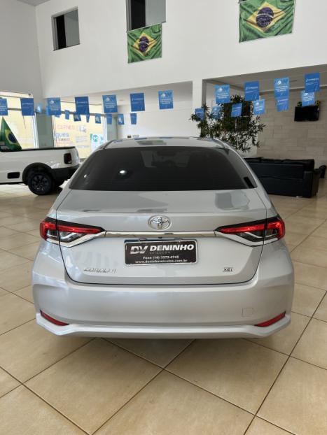 TOYOTA Corolla 2.0 16V 4P FLEX XEI DIRECT SHIFT AUTOM�TICO CVT, Foto 3