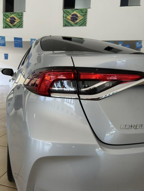 TOYOTA Corolla 2.0 16V 4P FLEX XEI DIRECT SHIFT AUTOM�TICO CVT, Foto 11