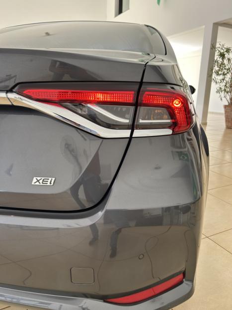 TOYOTA Corolla 2.0 16V 4P FLEX XEI DIRECT SHIFT AUTOM�TICO CVT, Foto 10